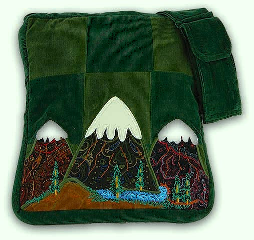 Patchwork shoulder bag with Mountain applique